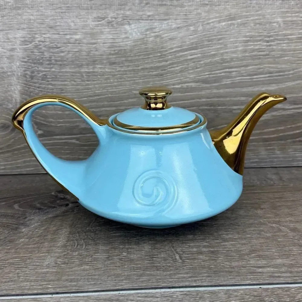 Pearl China Co Robins Egg Blue 22 kt Gold Trim Vtg Swirl Aladdin Decor Teapot